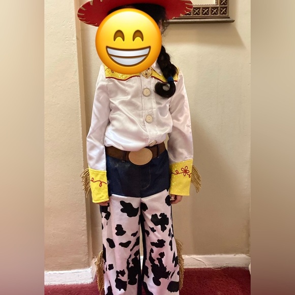 Girls Disney Toy Story Jessie Costume Size 5/6 Halloween Costume w/Hat & Boots - Picture 7 of 11